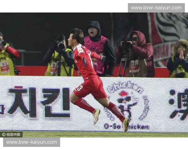 绿茵场上的风云变幻：恒大与延边富德的激情碰撞